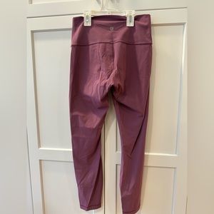 Lululemon Wunder Train High Rise crop 23” size 6.
